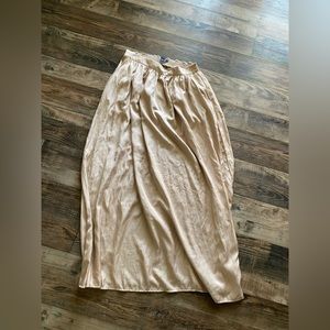 American Eagle Maxi skirt